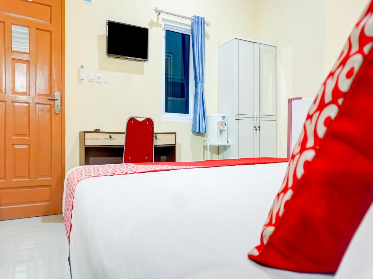 Oyo 90389 Vanilla Hotel Makassar